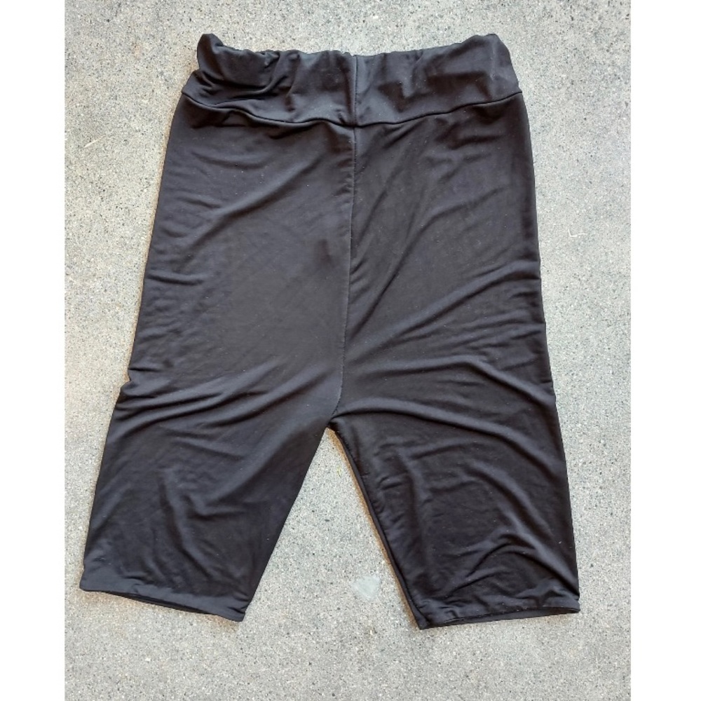 SHAPE slinky bike short